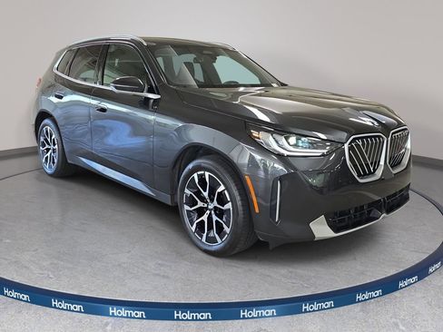 Used 2025 BMW X3 xDrive30i w/ Convenience Package image 4