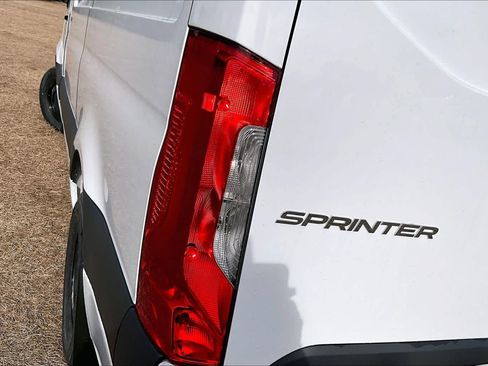 New 2025 Mercedes-Benz Sprinter 2500 image 12