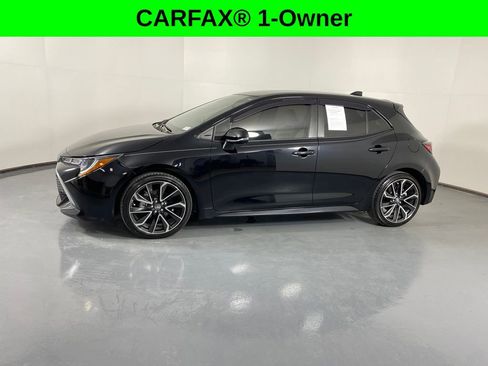 Used 2022 Toyota Corolla XSE image 3