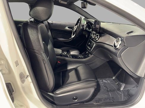 Used 2019 Mercedes-Benz GLA 250 image 24