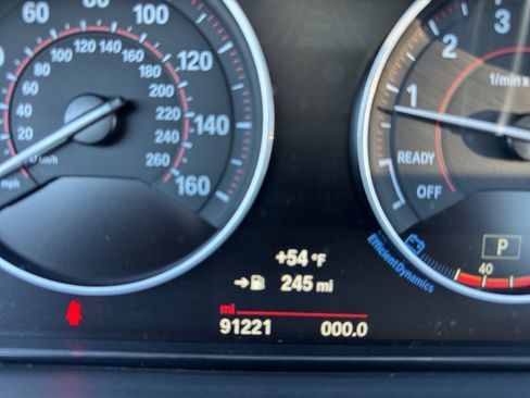 Used 2017 BMW 330i xDrive Sedan image 11