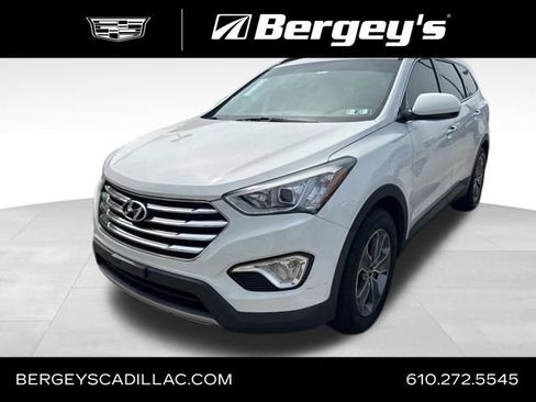 Used 2016 Hyundai Santa Fe SE image 1