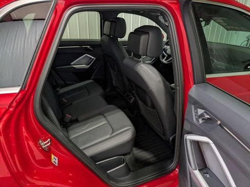 Used 2025 Audi Q3 2.0T Premium image 26