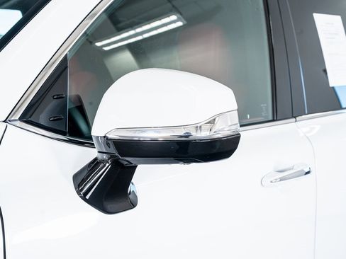 Used 2024 Lexus LX 600 F Sport image 21