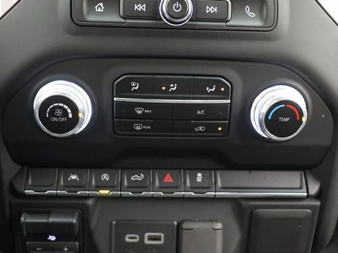 Used 2024 GMC Sierra 1500 Pro w/ Graphite Edition image 28