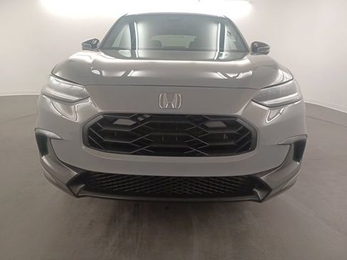 Certified 2025 Honda HR-V Sport image 2