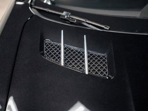 Used 2011 Mercedes-Benz SLS AMG Coupe image 7