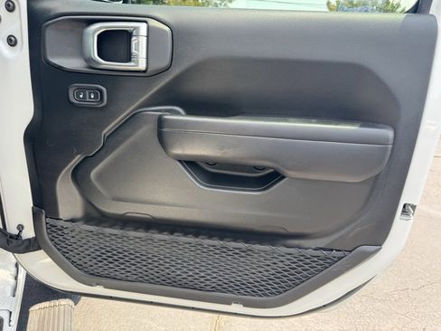 Used 2020 Jeep Gladiator Rubicon w/ Trailer Tow Package image 24