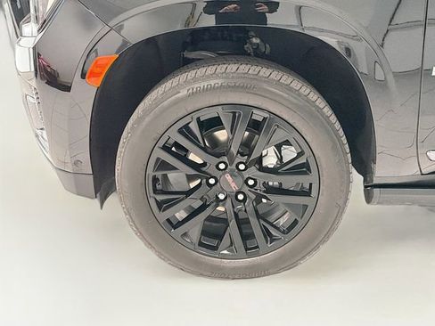 Used 2024 GMC Yukon Denali Ultimate image 31
