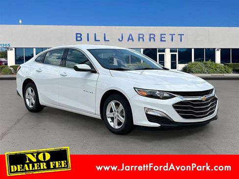 Used 2024 Chevrolet Malibu LS w/ Driver Confidence Package FWD image 1
