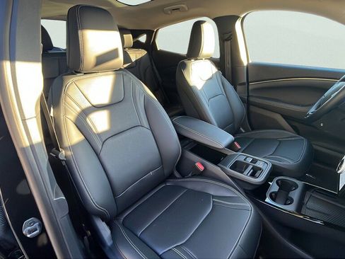 New 2025 Ford Mustang Mach-E Premium image 20