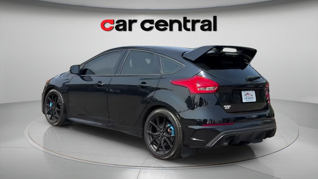 Used 2017 Ford Focus RS AWD/4WD image 3
