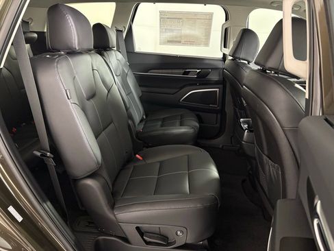 New 2025 Kia Telluride EX image 43