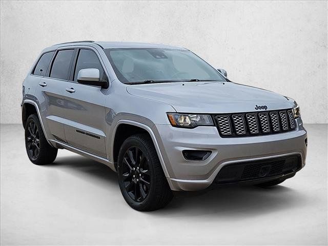 Used 2021 Jeep Grand Cherokee Laredo X AWD/4WD image 3