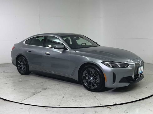 Certified 2025 BMW i4 eDrive40 image 8