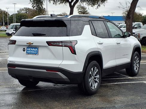 New 2026 Chevrolet Equinox LT image 4