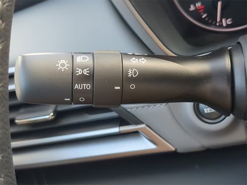 Certified 2025 Subaru Outback Limited w/ Popular Package #2 image 27