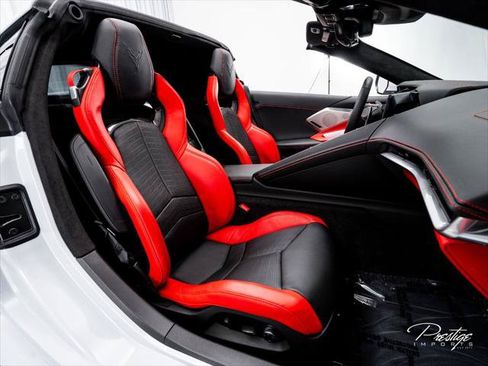 Used 2024 Chevrolet Corvette Stingray Premium Cpe w/ Z51 Performance Package RWD image 38