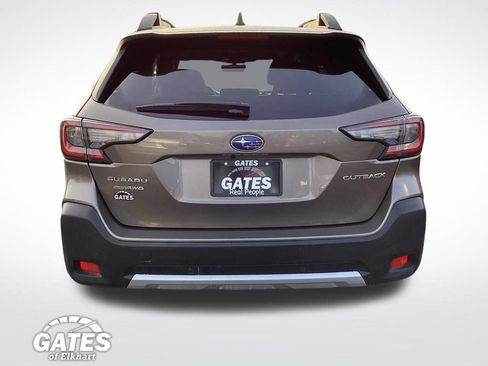 Used 2024 Subaru Outback Limited AWD/4WD image 10