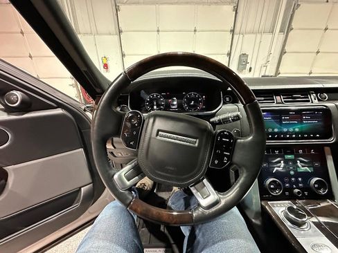 Used 2019 Land Rover Range Rover Long Wheelbase Supercharged image 29