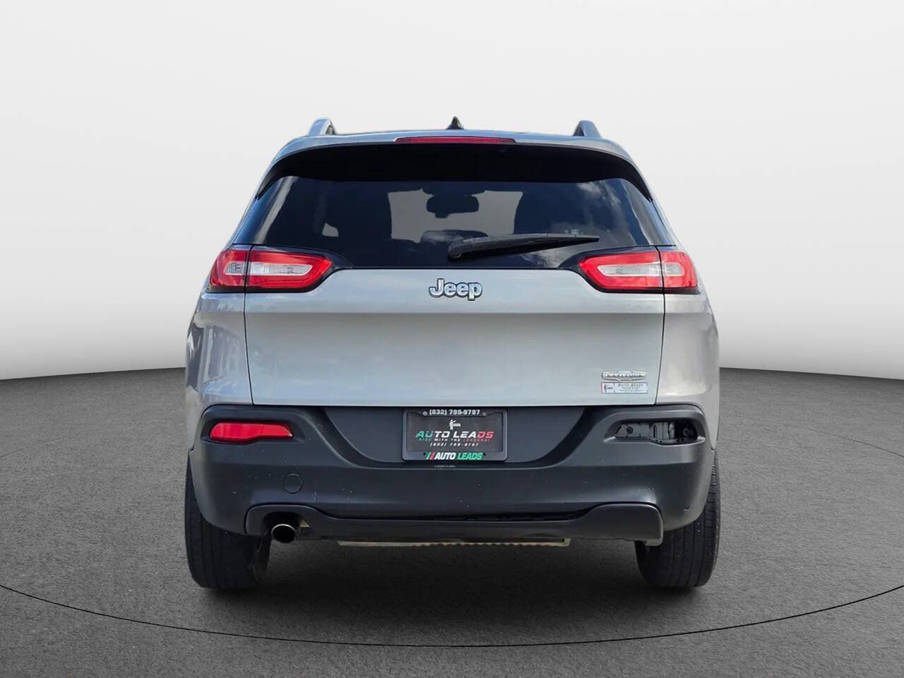 Used 2014 Jeep Cherokee Latitude FWD image 6