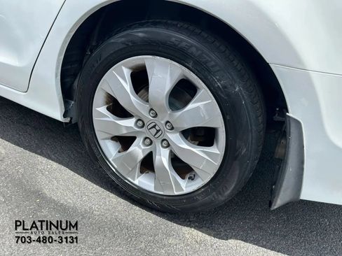 Used 2010 Honda Accord EX-L image 25
