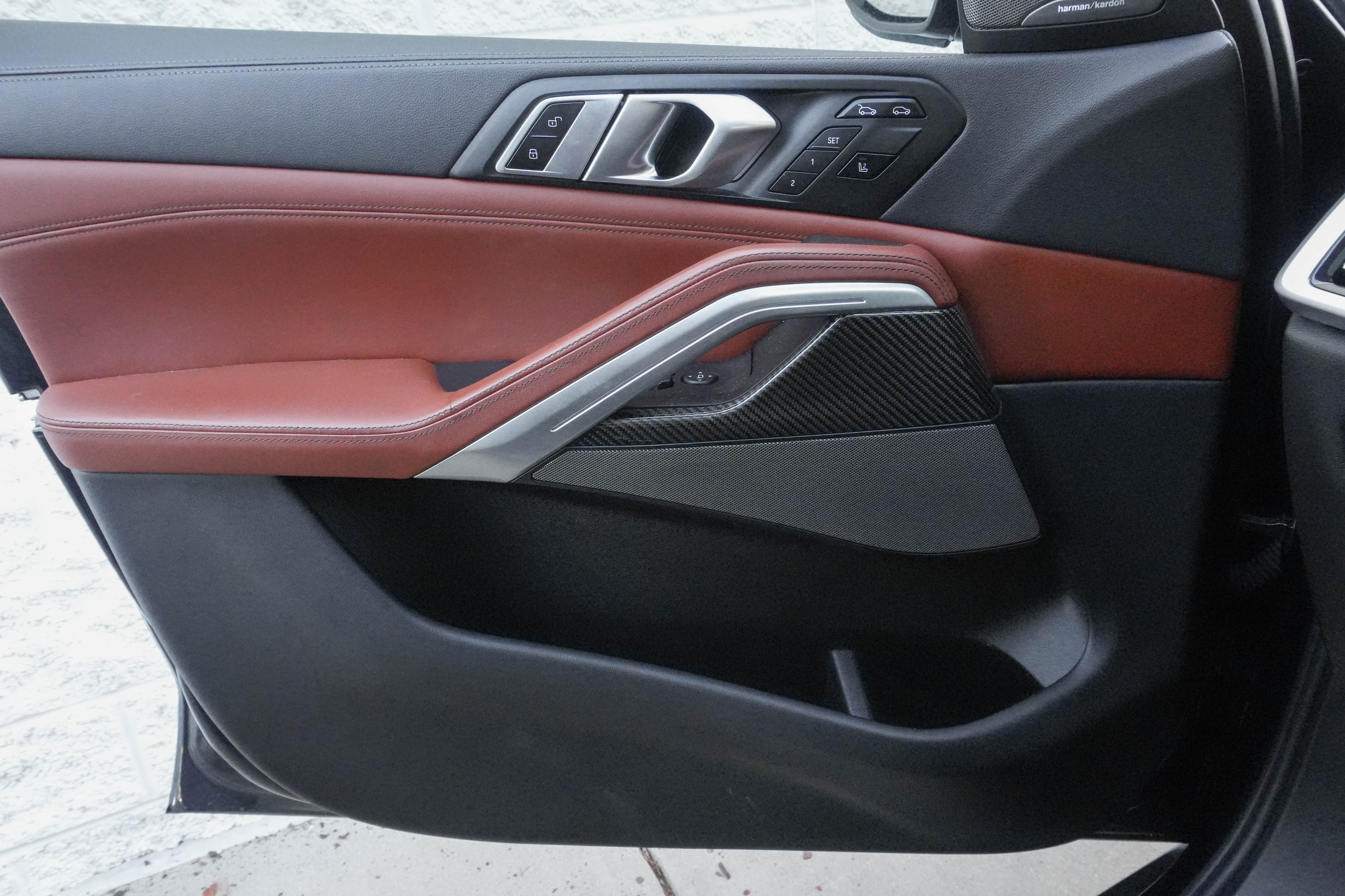 Used 2023 BMW X6 M50i w/ Parking Assistance Package AWD/4WD image 32