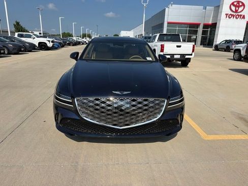 Used 2025 Genesis G80 2.5T Advanced AWD/4WD image 2