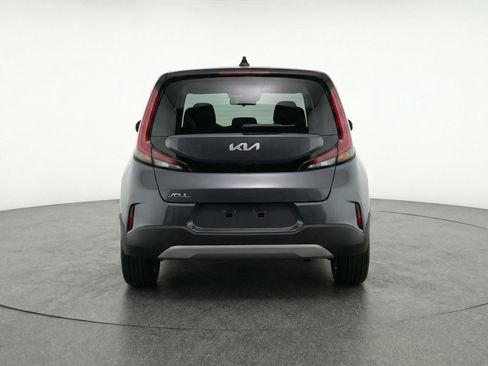 Used 2025 Kia Soul LX w/ LX Technology Package image 7