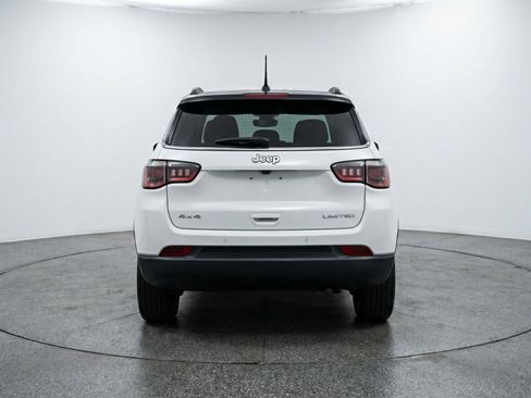 Used 2025 Jeep Compass Limited AWD/4WD image 7