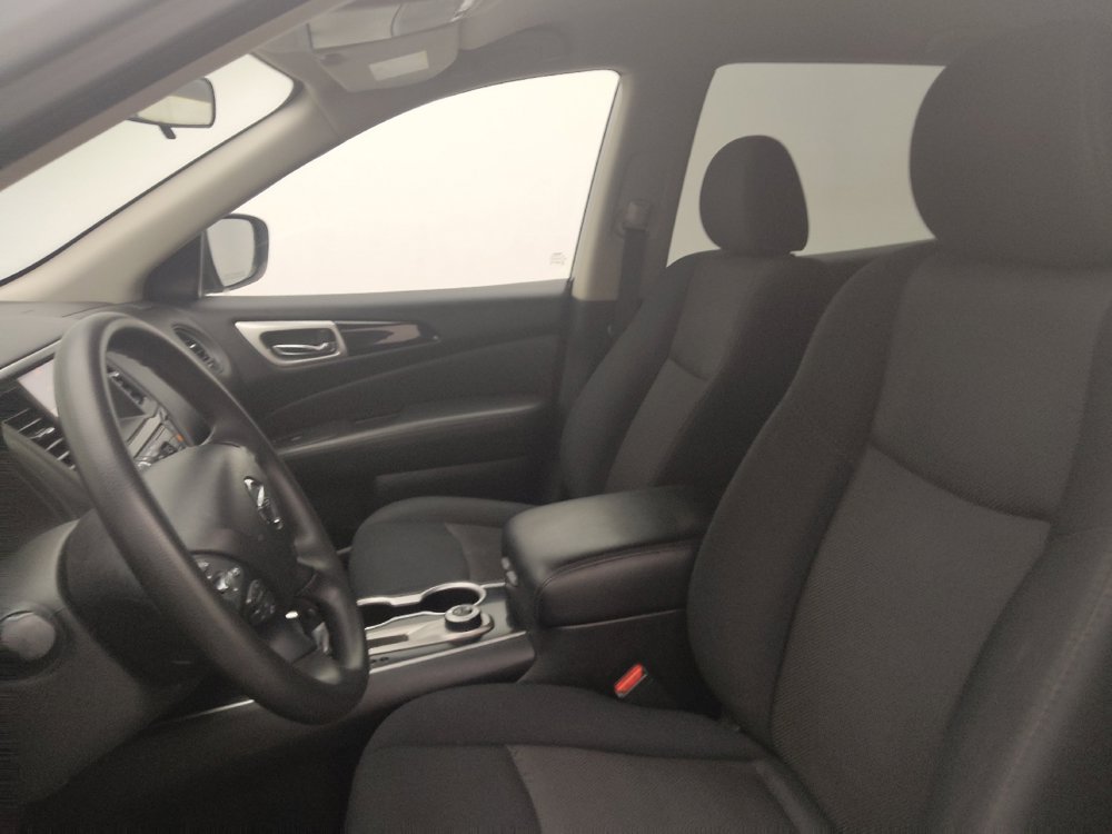 Used 2019 Nissan Pathfinder S AWD/4WD image 17
