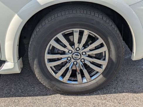 Used 2019 Nissan Armada Platinum w/ Captain's Chairs Package image 9