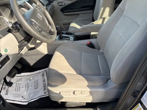 Used 2018 Honda Pilot EX image 17