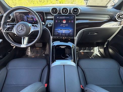 Used 2024 Mercedes-Benz GLC 300 image 30