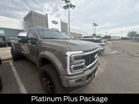 Used 2026 Ford F450 Platinum w/ Platinum Plus Package AWD/4WD image 4