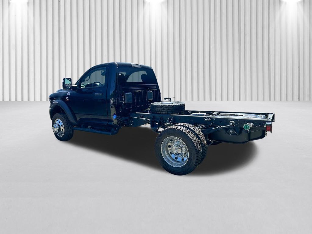 New 2026 RAM 5500 Tradesman w/ Chrome Appearance Group AWD/4WD image 6