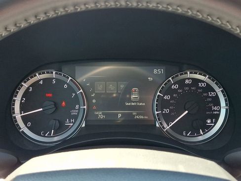 Used 2023 Toyota Highlander XLE AWD/4WD image 21
