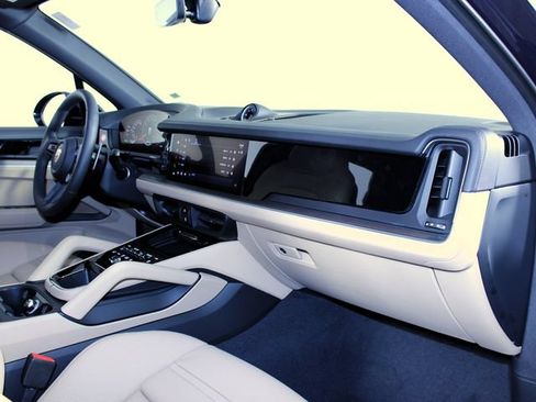 New 2026 Porsche Cayenne S AWD/4WD image 26