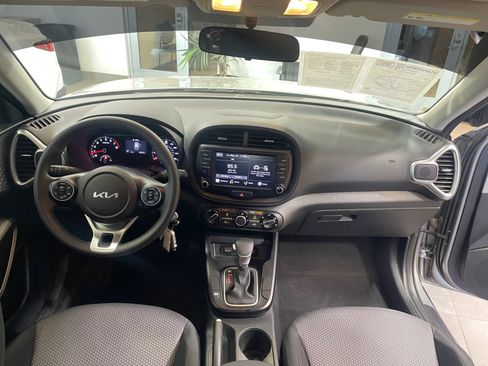 Used 2022 Kia Soul LX FWD image 20