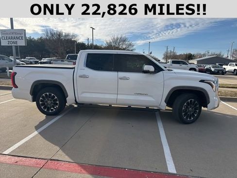 Used 2023 Toyota Tundra Limited image 2
