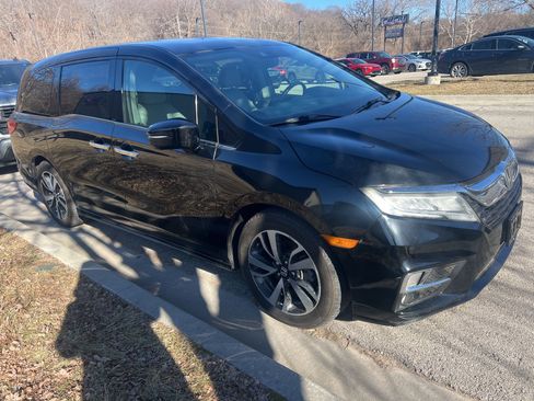 Used 2018 Honda Odyssey Elite image 3