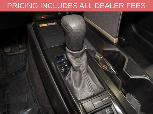 Used 2025 Toyota Camry LE FWD image 15
