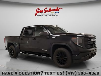 Used 2024 GMC Sierra 1500 Elevation w/ LPO, Elevation Black Package