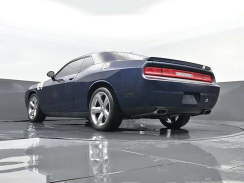 Used 2014 Dodge Challenger SXT Plus RWD image 21