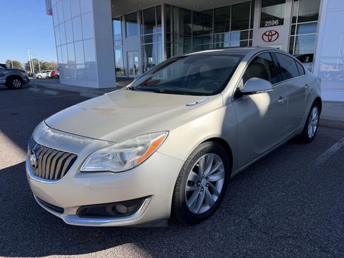 Used 2015 Buick Regal Premium w/ Experience Buick Package image 1
