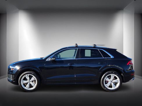 Used 2021 Audi Q8 Premium Plus image 2
