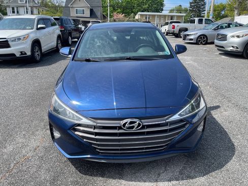 Used 2019 Hyundai Elantra SE FWD image 3