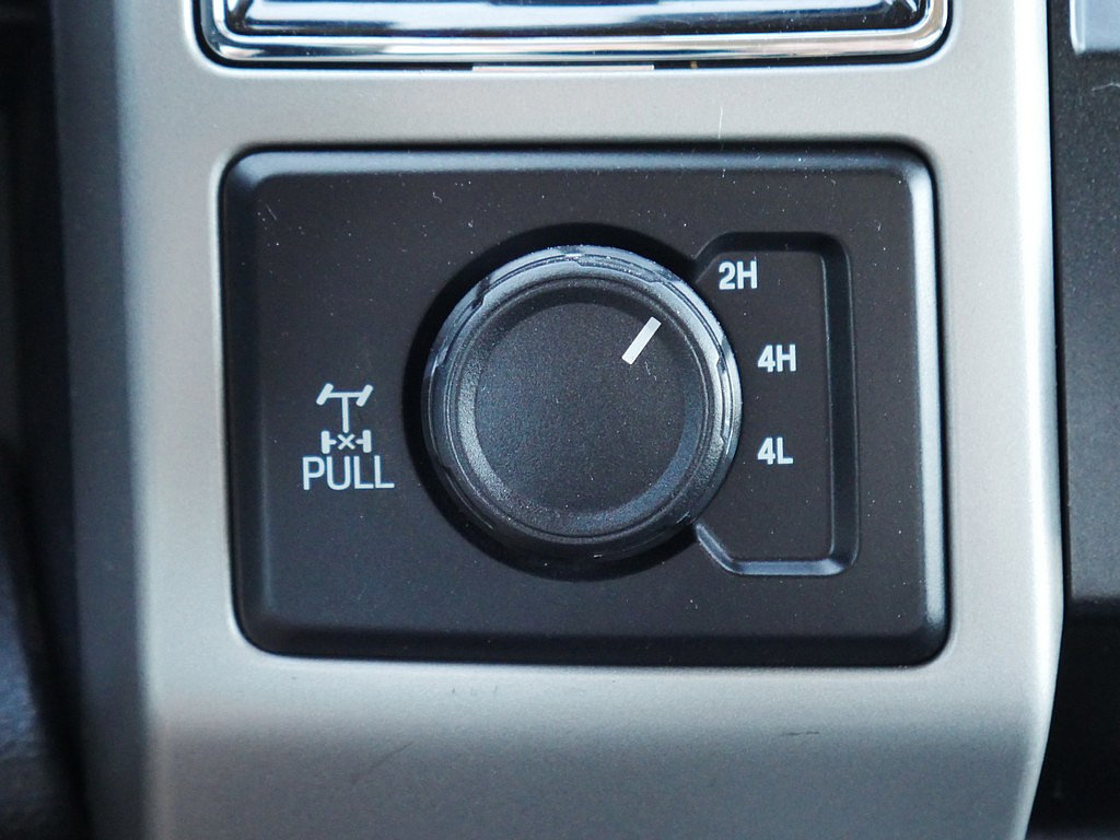 Used 2020 Ford F250 Lariat AWD/4WD image 35