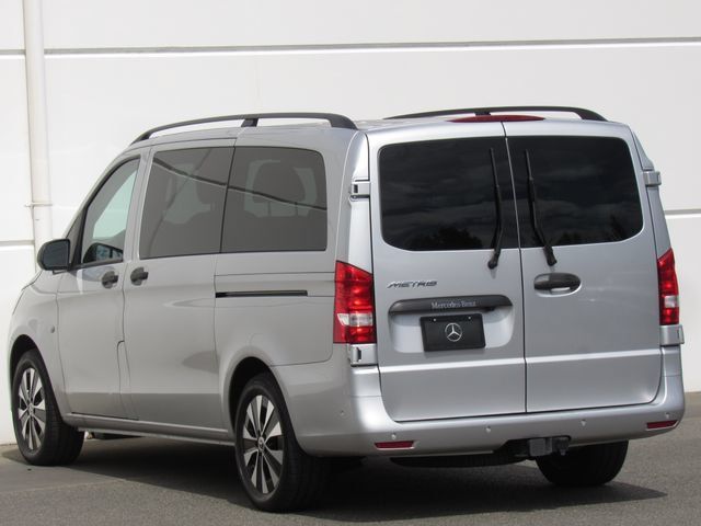 Used 2023 Mercedes-Benz Metris Passenger image 5