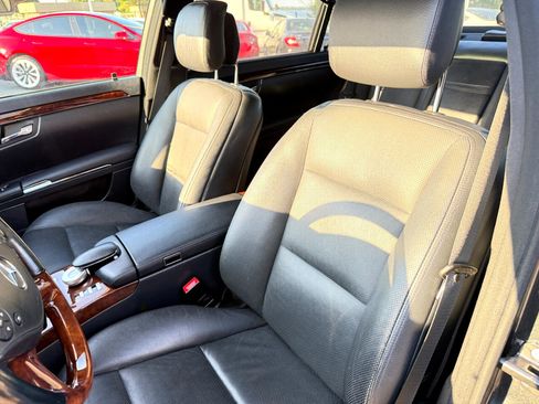 Used 2011 Mercedes-Benz S 550 4MATIC image 13